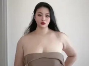 JaPaneSeBBW55熟女【JaPaneSeBBW55 熟女丰满的身材让人欲罢不能】