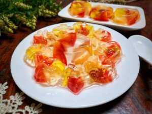 9I 果冻制作厂中出现少儿不宜内容，使用天然原料制作，口感爽滑，深受消费者喜爱