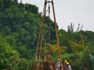 地质勘探钻机实操演示：教学视频带你全面了解与操作过程